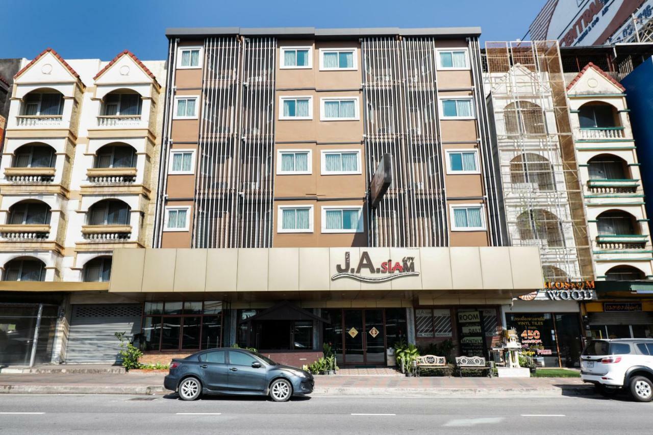 Oyo 120 Ja Siam City Near Bangkok Hospital Pattaja Kültér fotó